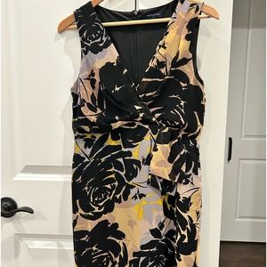Banana Republic Sleeveless Wrap dress Size 6